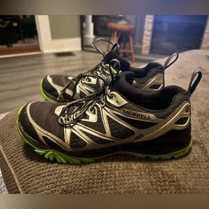 Rugged shoes for all terrain sz 11